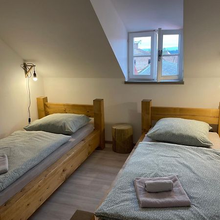 Penzion U Orloje Žatec Esterno foto